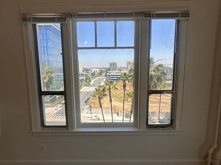 360 W Ocean Blvd #701 — Photo 10