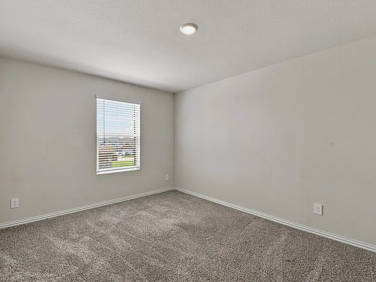 810 Honeydew Ln — Photo 24