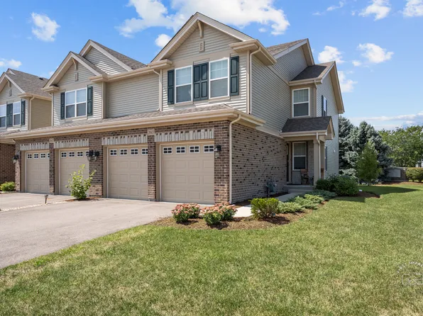 2043 Canyon Creek Ct, Aurora, IL 60503