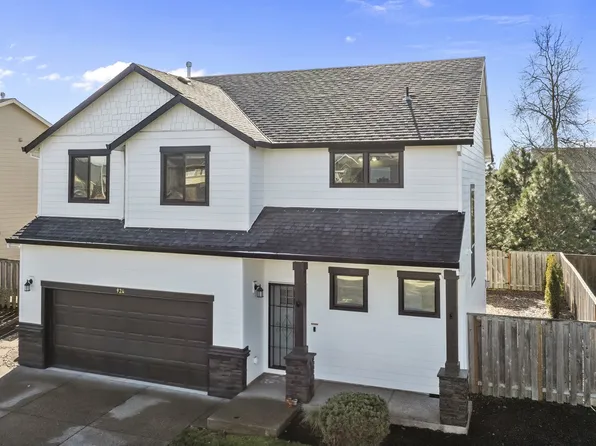 924 Julie Ln, Molalla, OR 97038