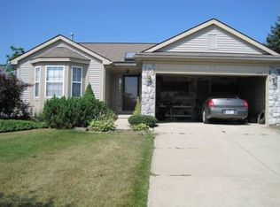 7006 Mission Hills Dr, Ypsilanti, MI 48197