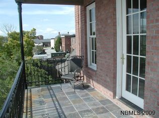 238-238C Middle St, New Bern, NC 28560