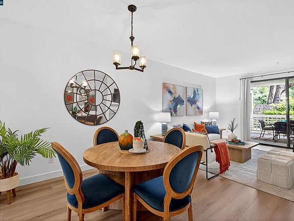 5th image of 2590 Oak Rd APT 146