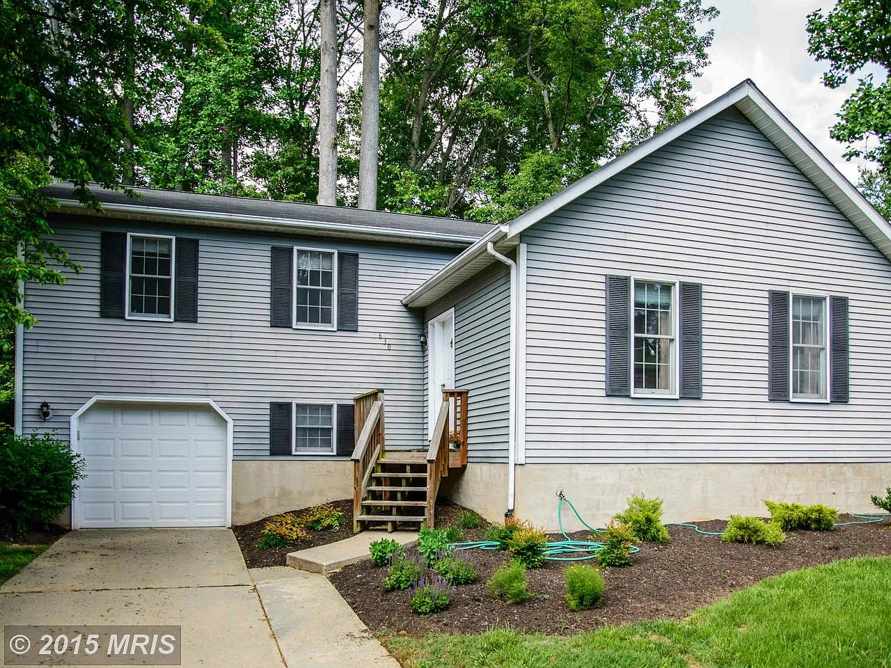 630 Dunberry Dr photo 1