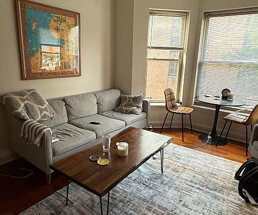 2nd image of 811 W Lill Ave APT 204