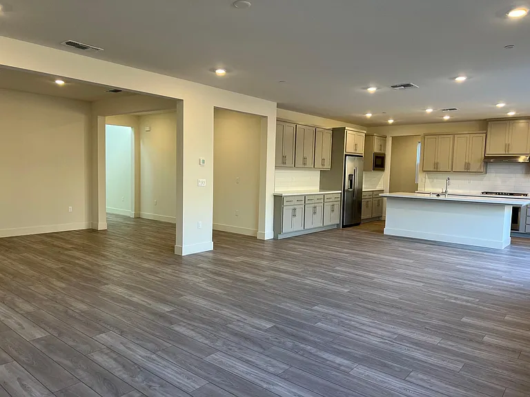 5312 Hinton Dr — Photo 31