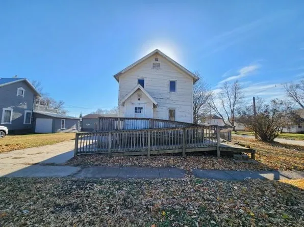 319 W State St, Algona, IA 50511