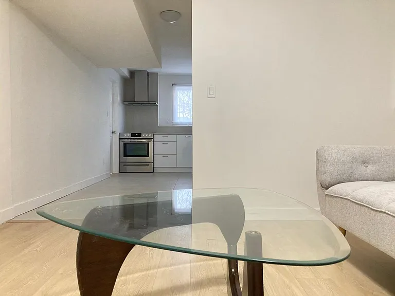3022 E 8th Ave — Photo 9