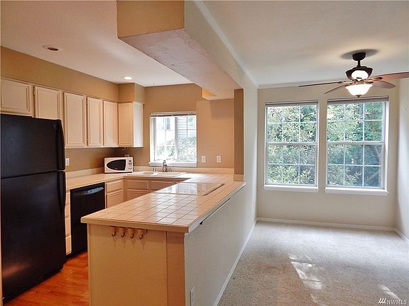 3rd image of 2730 118th Ave SE #11-201