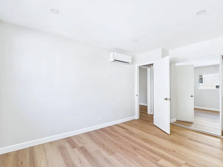 1699 Amberwood Apartments — Photo 16