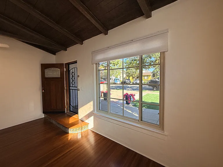 416 D Ave — Photo 5