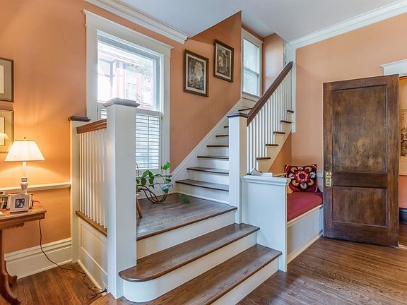 5th image of 44 S Auburndale St