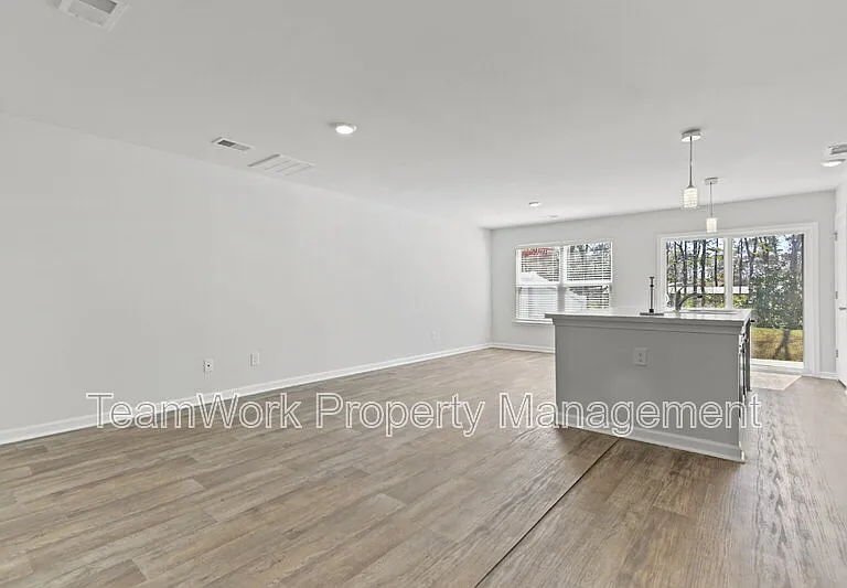 163 Rosefield Ct — Photo 11