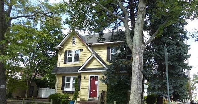 1st image of 215 Whitewood Ave