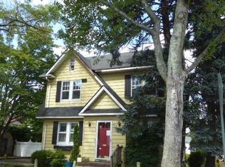 215 Whitewood Ave, Staten Island, NY 10310