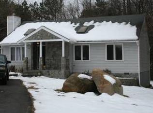 11017 Speeks Ct, Midlothian, VA 23112