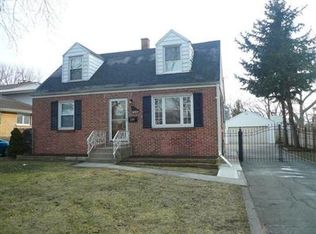 453 Iroquois Rd, Hillside, IL 60162