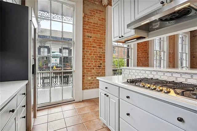 1104 Dauphine St #3 — Photo 12