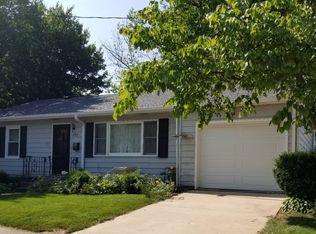 207 E Detroit Ave, Monmouth, IL 61462