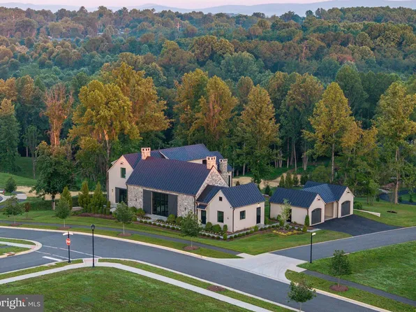 1 Foxtrot Knoll Ln, Middleburg, VA 20117