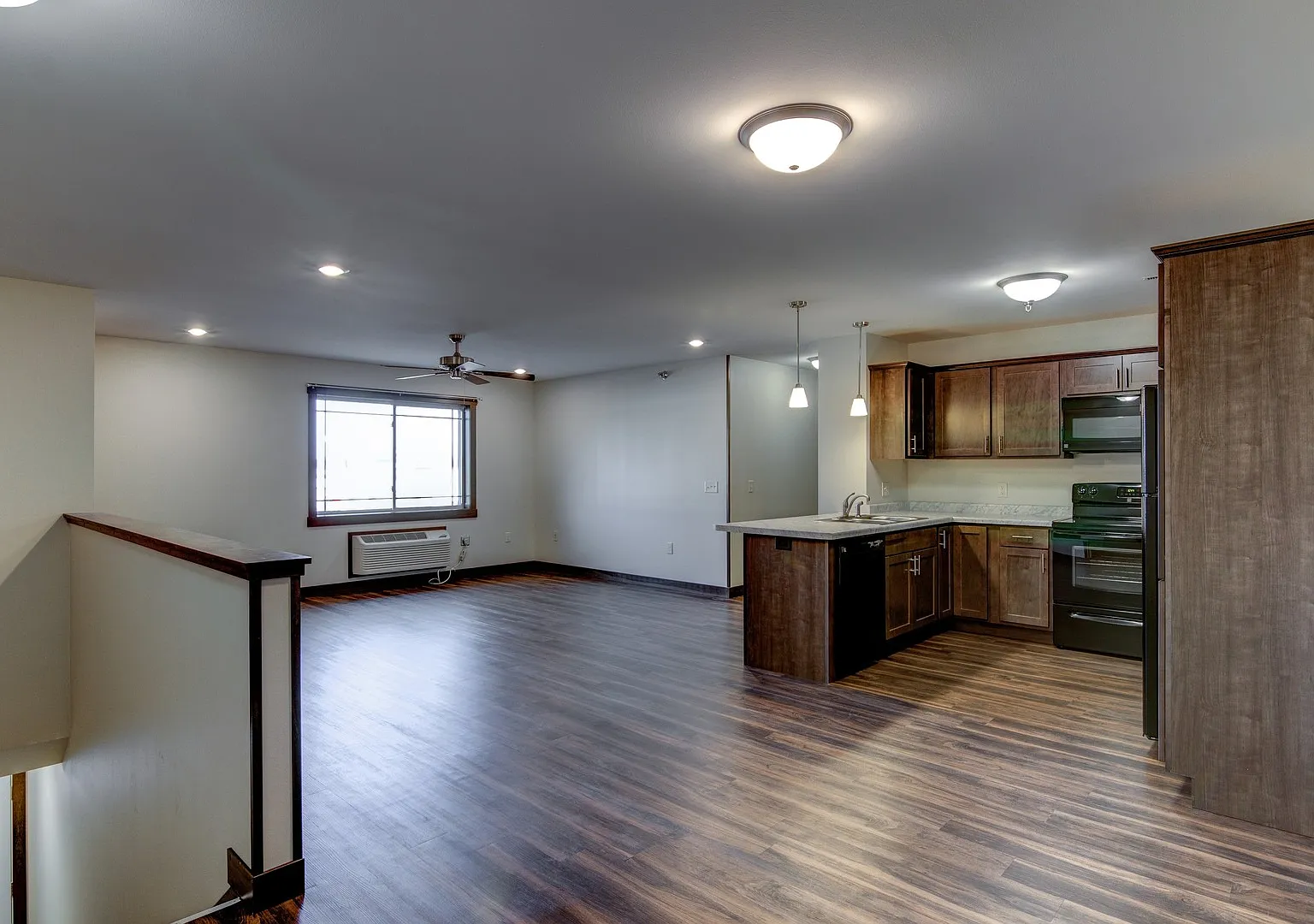 Starr Avenue Apartments — Photo 4