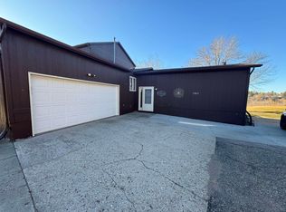 1565 16th St NW, Minot, ND 58703