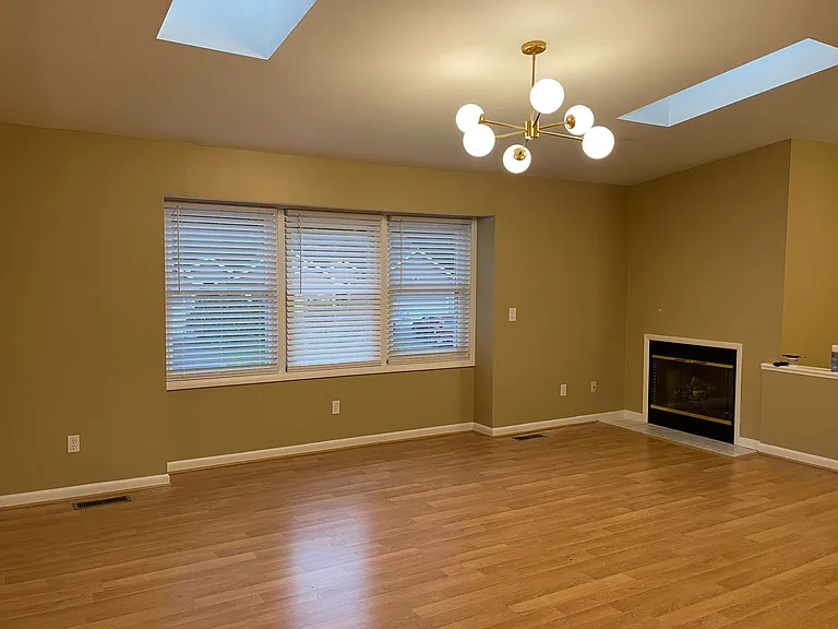 8220 Vicksburg Pl — Photo 11