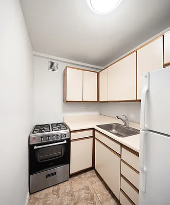 Sold by Keller Williams NYC | media 7