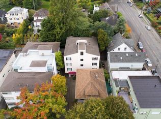 1421 4th Ave W #1, Seattle, WA 98119