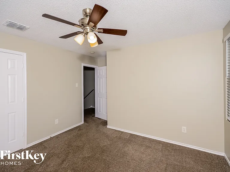 313 Butch Cassidy Dr — Photo 12