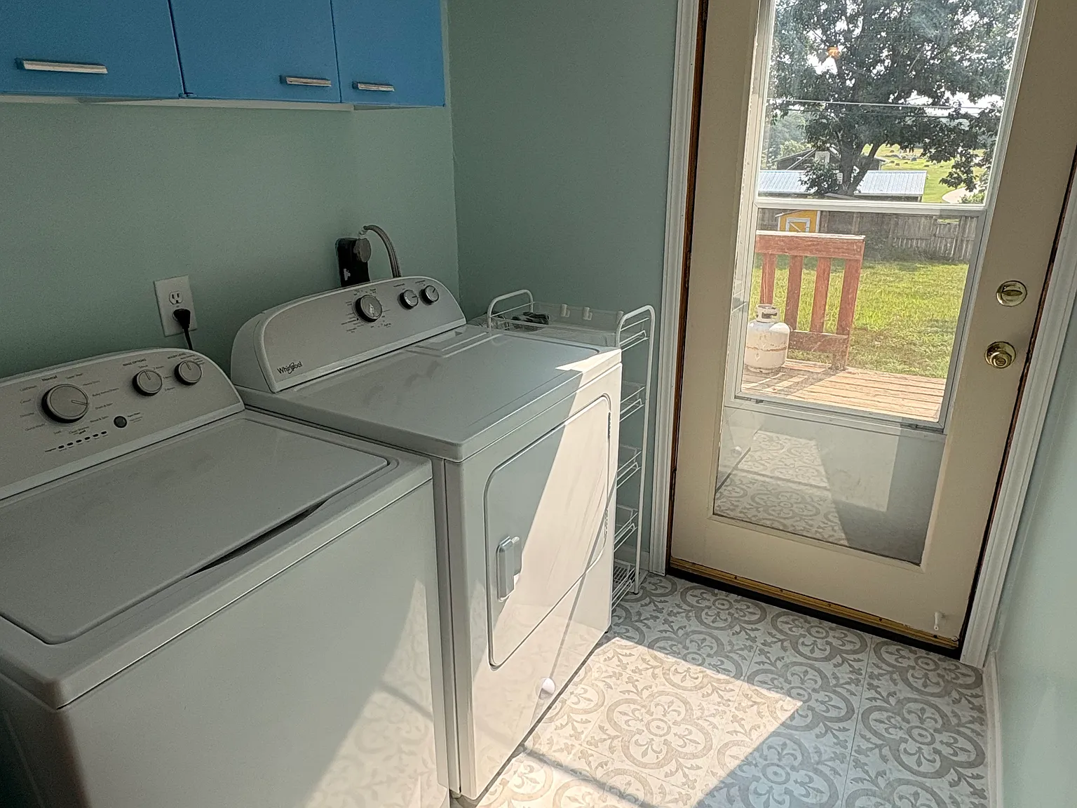 3 bed, 1078 sqft, $1,650 — Photo 3