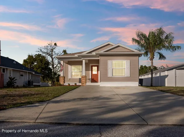 6015 Montana Ave, New Port Richey, FL 34653