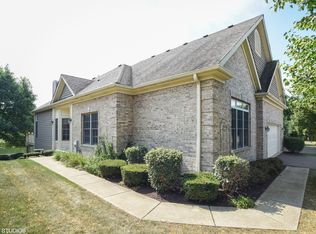 1006 Harrow Gate Dr, Woodstock, IL 60098