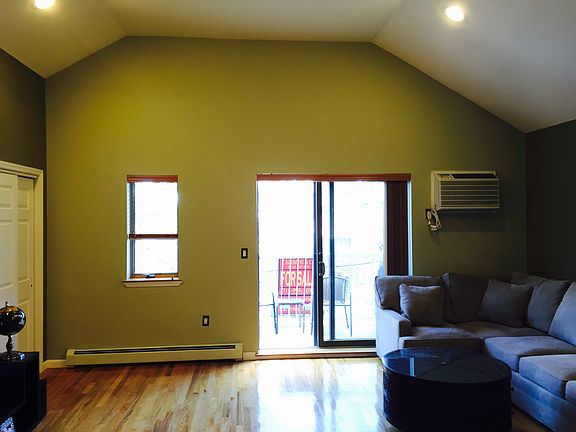 2nd image of 203 Bay 8 St #3B