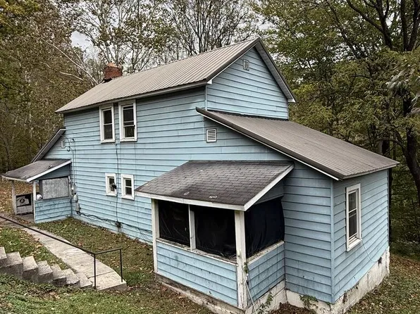 166 Laurel St, Welch, WV 24801