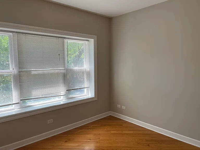 6507 N Hamilton Ave #4S — Photo 6