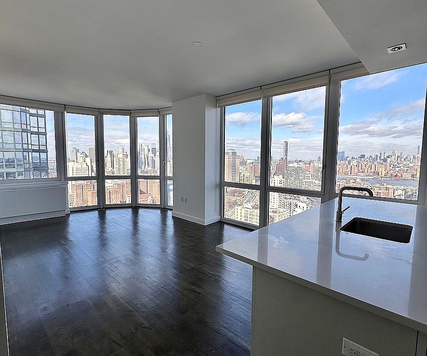 1st image of 309 Gold St APT 36C