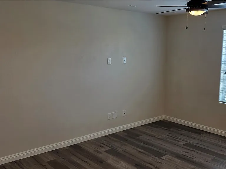4534 Dover Straight St — Photo 11