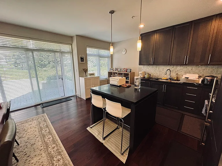 5879 Gray Ave #4 — Photo 11