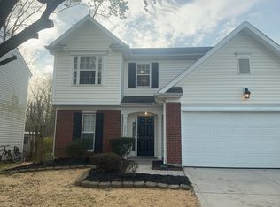 12612 Deaton Hill Dr, Charlotte, NC 28269