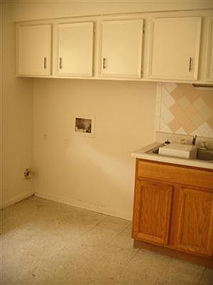 4th image of 3707 S Cape Henry Ave #A