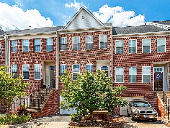 2nd image of 2546 James Monroe Cir