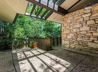 27 Hull Circle Dr, West Lake Hills, TX 78746