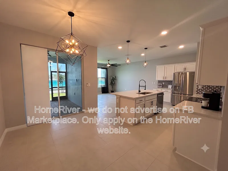 3 bed, 2.5 bath, 1788 sqft, $2,500 — Photo 2