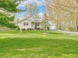 9 Gilmore Rd, Brockport, NY 14420