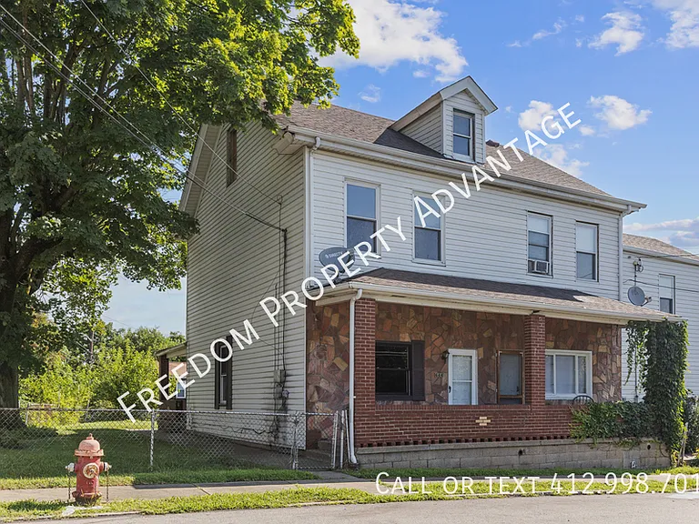 644 Herschel St — Photo 24