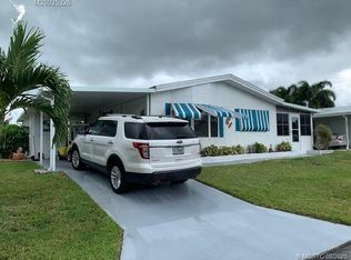 6228 S Ironwood Ln, Lake Worth, FL 33462