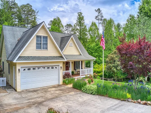 24 Double Brook Dr, Weaverville, NC 28787