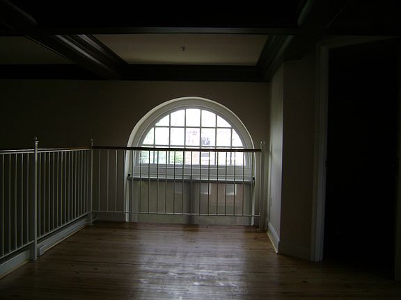 5th image of 1548 E Main St