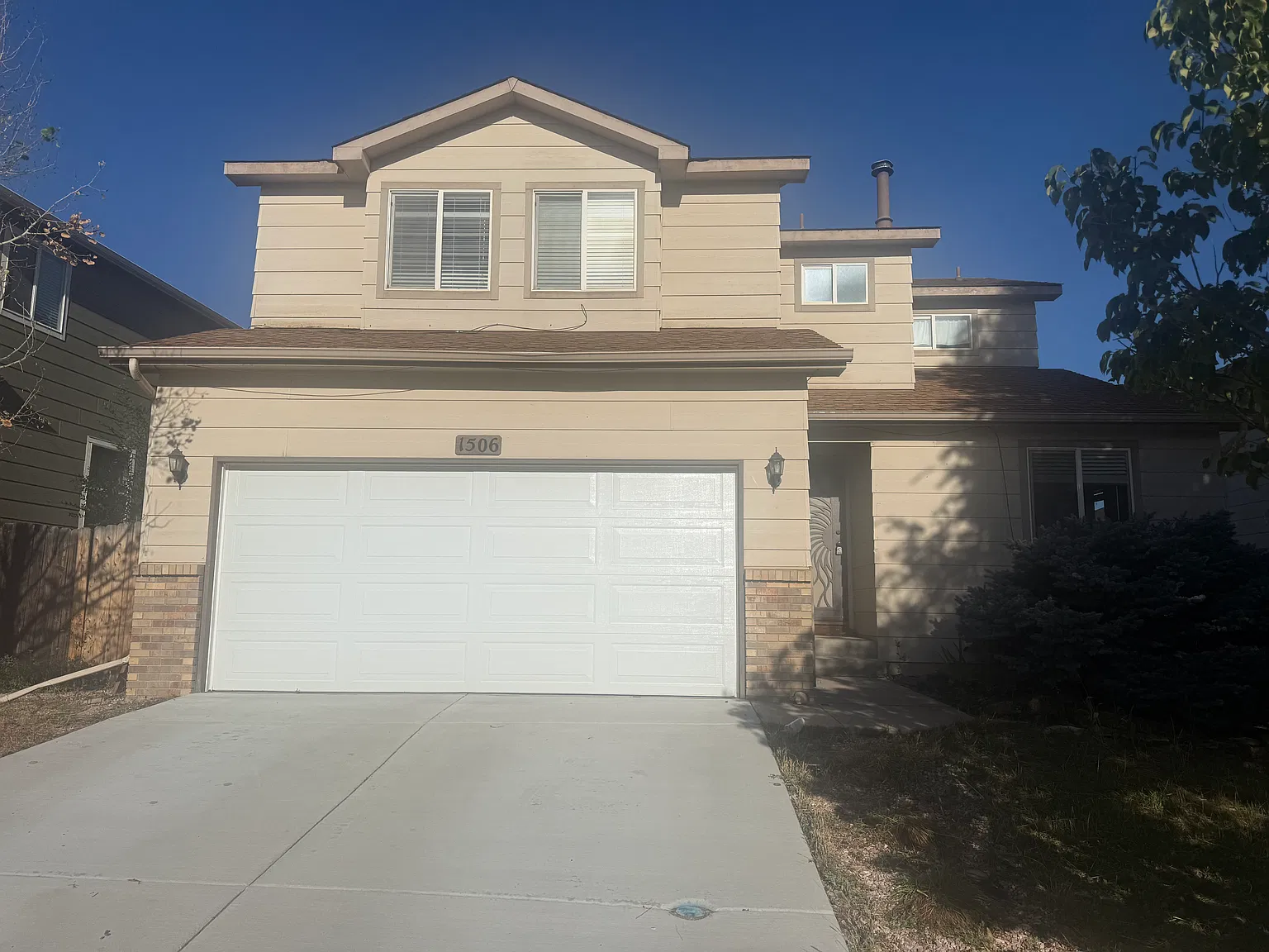 4 bed, 3.5 bath, 1646 sqft, $2,600 — Photo 1